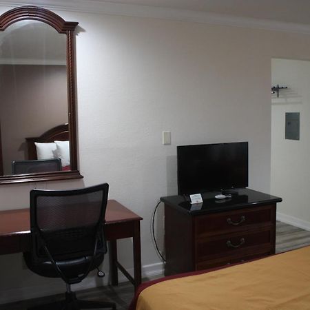 Value Inn & Suites Redding Bagian luar foto