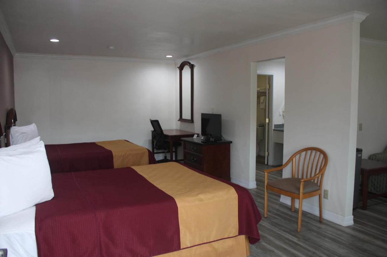 Value Inn & Suites Redding Bagian luar foto