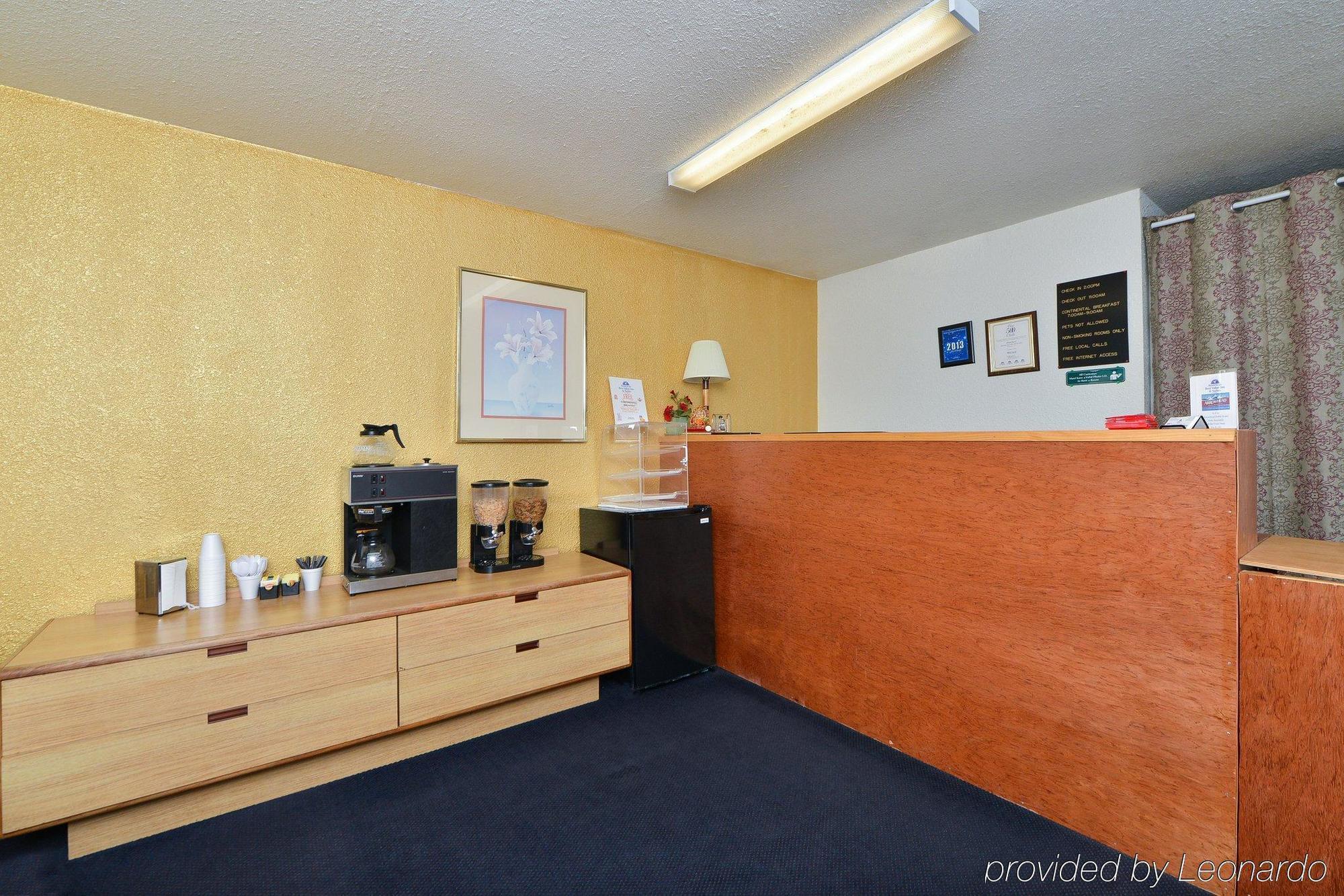 Value Inn & Suites Redding Bagian luar foto
