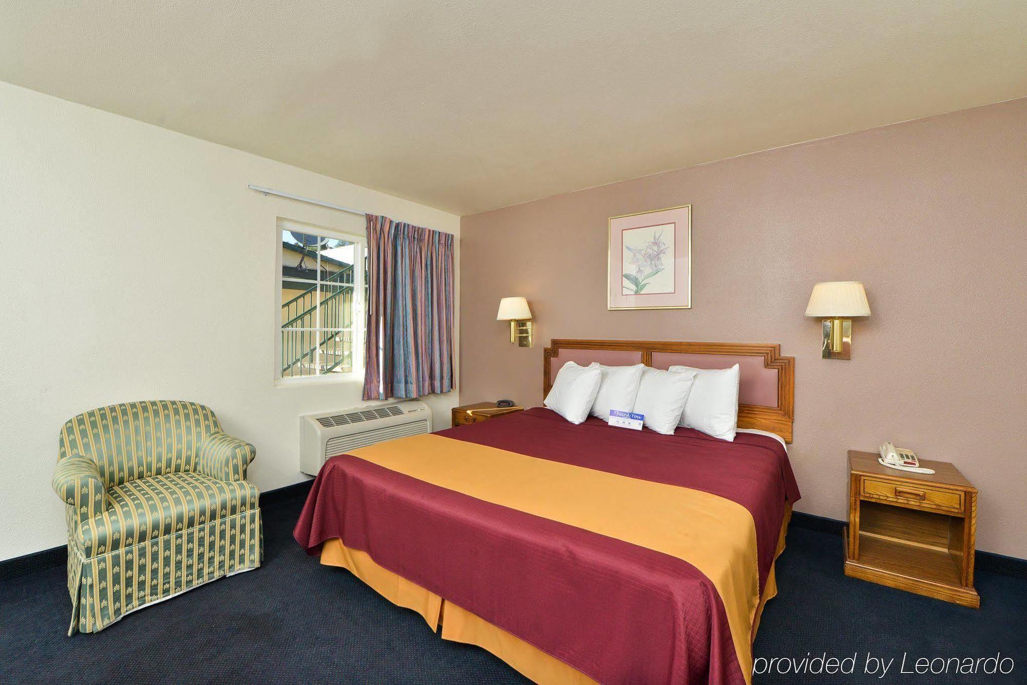 Value Inn & Suites Redding Bagian luar foto