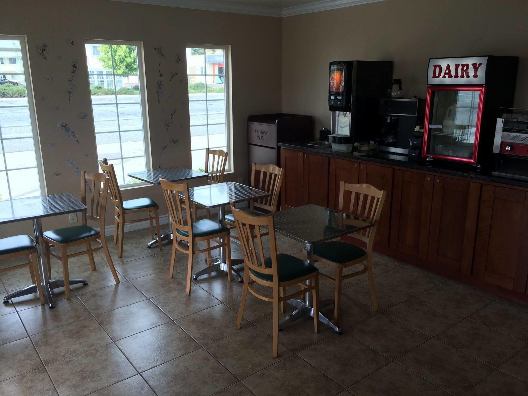 Value Inn & Suites Redding Bagian luar foto